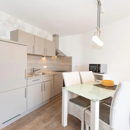 Trafalgar 122 Apartment *